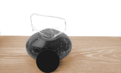 hoe u een roestvrijstalen of cortenstalen urn vult voor crematie-as